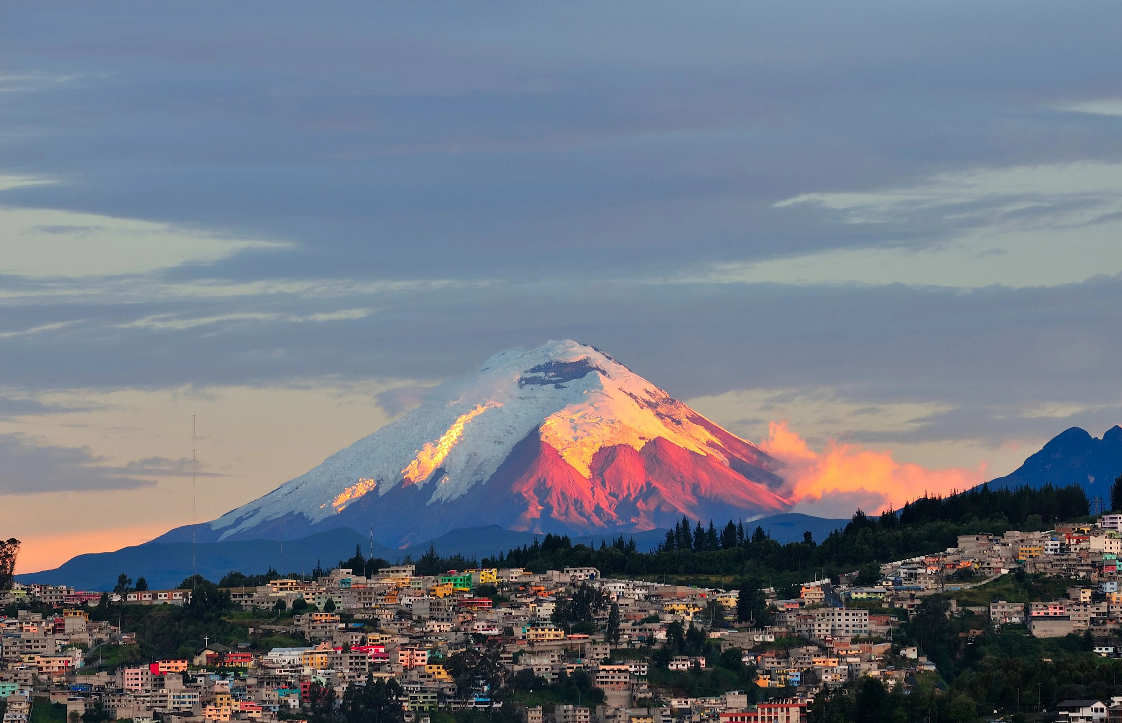 Imagen del volcán Cotopaxi Ecuador